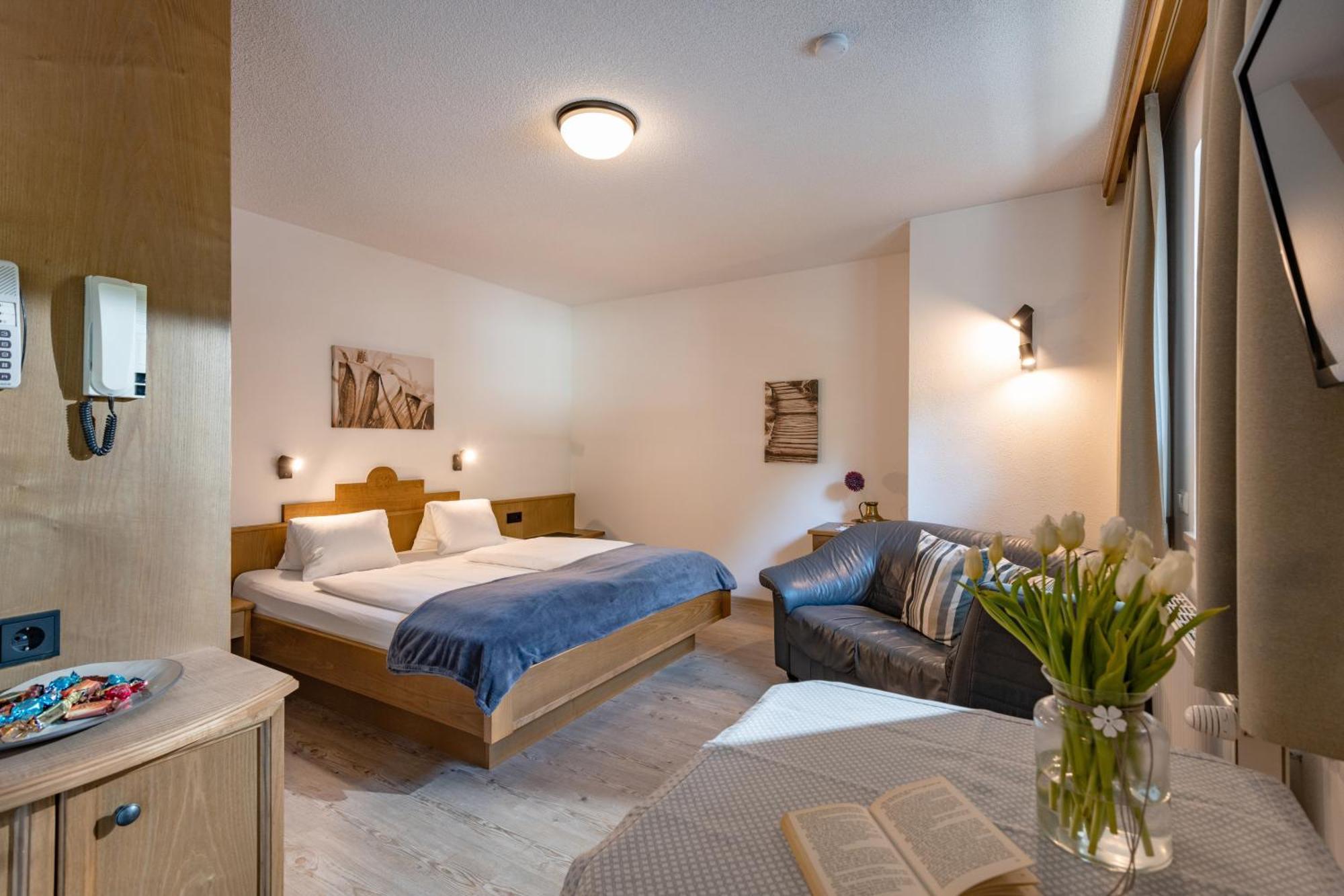 Haus Alpin Apartment Ellmau Exterior photo